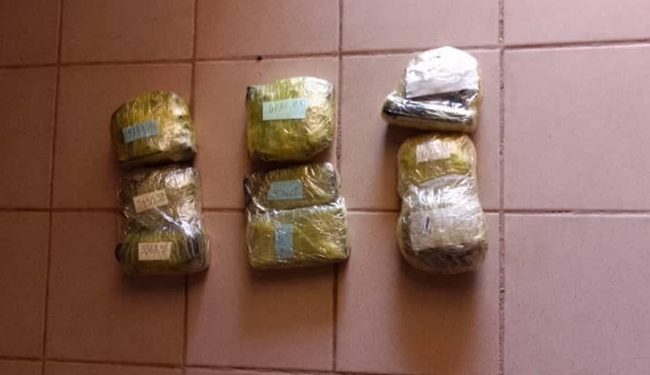 Burkina Faso : Trois individus interpellés à Bittou avec 28,6 kg d’or d’une valeur estimée à environ 1,430 milliard de FCFA 1 Burkina Faso : Trois individus interpellés à Bittou avec 28,6 kg d’or d’une valeur estimée à environ 1,430 milliard de FCFA