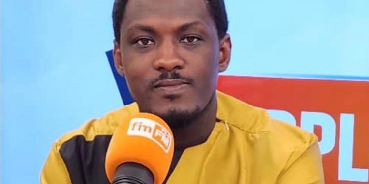 Le président de la transition a-t-il prêté serment sur le coran? (Juriste Kalil Camara) 1 Après un certain délai, il est impossible de réclamer le paiement du salaire (Juriste Kalil Camara)