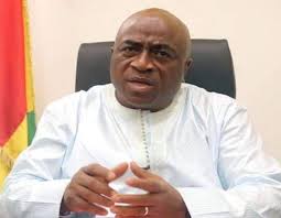 Urgent : L’ancien ministre Rémy Lamah sort de la CRIEF haut les mains !