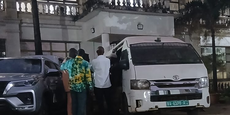 Mauvaise nuit pour Mandian Sidibé : placé sous mandat de dépôt, son dossier orienté en information ! 1 Mauvaise nuit pour Mandian Sidibé : placé sous mandat de dépôt, son dossier orienté en information !