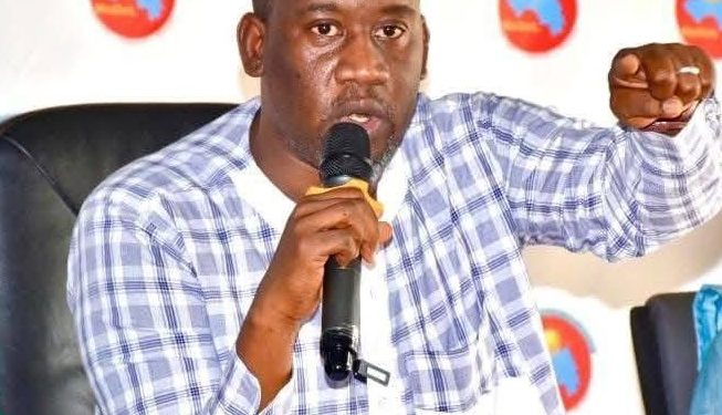 Pour "offense au chef de l'Etat", Aliou Bah pourrait être déféré devant un parquet 1 Pour « offense au chef de l’Etat », Aliou Bah pourrait être déféré devant un parquet