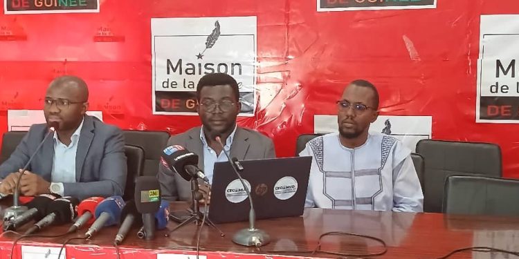 Enseignement Supérieur: les 50PHD recrutés par le Gouvernement crient au scandale et attirent l’attention des plus hautes autorités. 1 Enseignement Supérieur: les 50PHD recrutés par le Gouvernement crient au scandale et attirent l’attention des plus hautes autorités.
