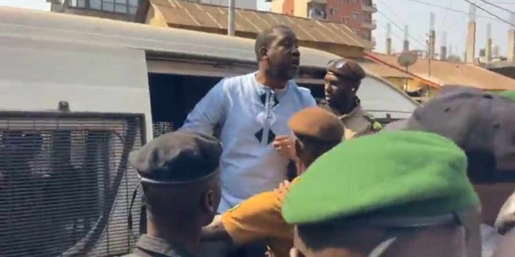 Condamné le 7 janvier, Aliou Bah et ses avocats attendent toujours le cédule de citation en appel 1 Condamnation d’Aliou Bah: « c’est un procès de la honte, une décision honteuse » (Me Houleymatou Bah)