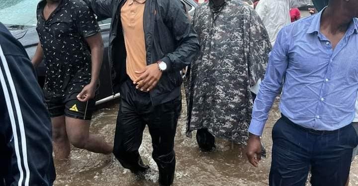 Les Nations Unies saluent le leadership du Directeur Général de l’ANGUCH et octroie 2,5 M de dollars pour les victimes d'inondation 1 Les Nations Unies saluent le leadership du Directeur Général de l’ANGUCH et octroie 2,5 M de dollars pour les victimes d’inondation