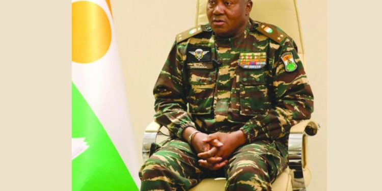 Niger : coup de tonnerre ! Le général Tiani annonce l’expulsion de… 1 Niger : coup de tonnerre ! Le général Tiani annonce l’expulsion de…