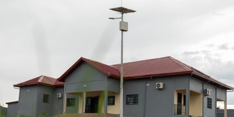 Simfer inaugure trois nouvelles infrastructures en faveur des communautés de Beyla 1 Simfer inaugure trois nouvelles infrastructures en faveur des communautés de Beyla