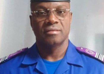 Erratum : L’annonce de vente aux enchères par la douane est FAUSSE. (C’est l’œuvre des arnaqueurs) dixit une source.