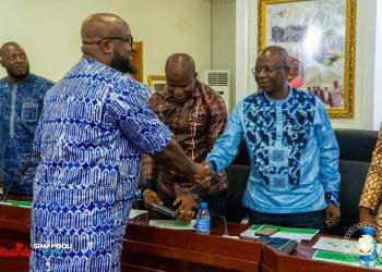 Petit Palais : Le Ministre Directeur de Cabinet de la Présidence, Président du comité stratégique de simandou préside la cérémonie de Présentation des résultats des travaux des diagnostics sectoriels pour l’élaboration du Programme Simandou 2040.