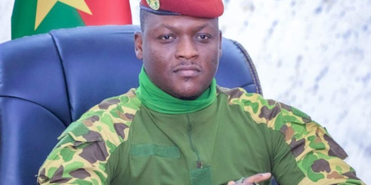 Burkina Faso : historique, Ibrahim Traoré ordonne la construction de 55 médicaux communaux 1 Burkina Faso : historique, Ibrahim Traoré ordonne la construction de 55 médicaux communaux