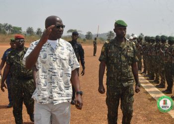 Immersion gouvernementale: le ministre de la défense invite les militaires à se rapprocher des populations civiles