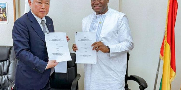 Guinée-Japon : Signature du contrat pour la reconstruction du pont de Faranah 1 Guinée-Japon : Signature du contrat pour la reconstruction du pont de Faranah