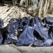 Libye : 76 migrants sauvés et 28 corps retrouvés dans une fosse commune 9 Libye : 76 migrants sauvés et 28 corps retrouvés dans une fosse commune