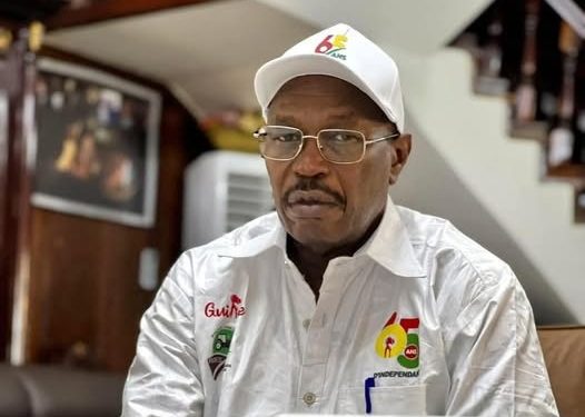 Quand l&rsquo;absurde défie la logique : un ministre signe sans lire ! (Abdoulaye SANKARA)