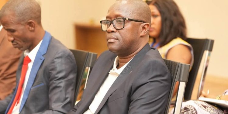 Mohamed V Sakhon à la barre : « On m'a accusé de tenir 12 millions de dollars. Où est-ce que je vais prendre ça ?" 1 Mohamed V Sakhon à la barre : « On m’a accusé de tenir 12 millions de dollars. Où est-ce que je vais prendre ça ? »