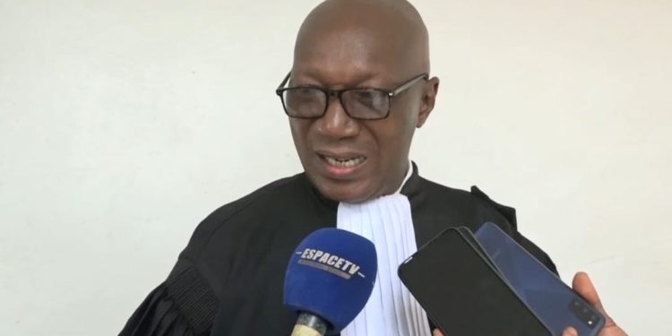 Conakry : la famille judiciaire rend un vibrant hommage à l'avocat Aboubacar Doumbouya "Tuis" 1 Conakry : la famille judiciaire rend un vibrant hommage à l’avocat Aboubacar Doumbouya « Tuis »