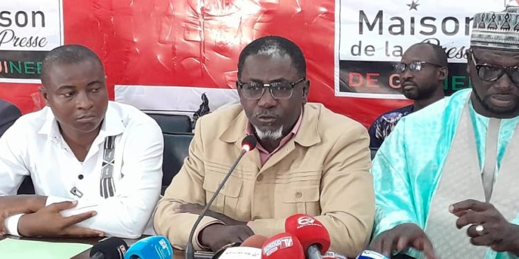 Transition: l'Union Sacrée des Forces Vives de Guinée invite le CNRD à instituer le cadre de concertation 1 Transition: l’Union Sacrée des Forces Vives de Guinée invite le CNRD à instituer le cadre de concertation
