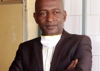 Kissidougou: Un jeune fonctionnaire accuse le préfet de bloquer son salaire à cause d’un post sur Facebook