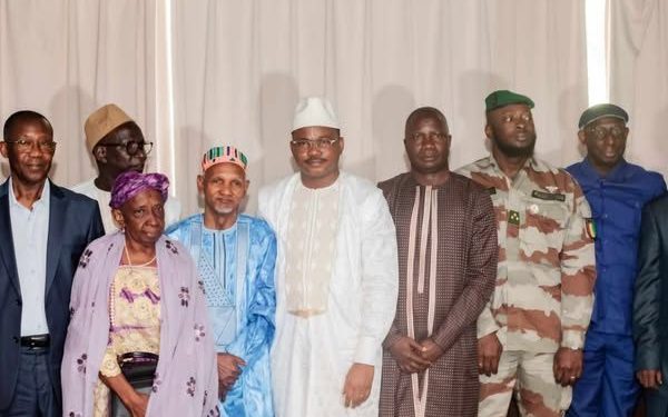 Relecture finale de l'avant-projet de la constitution, les experts nationaux entament les travaux 1 Relecture finale de l’avant-projet de la constitution, les experts nationaux entament les travaux