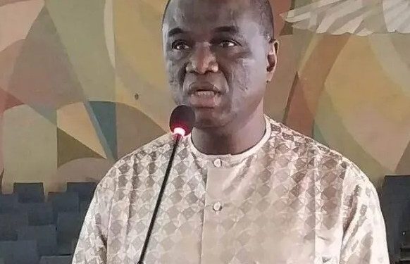 CRIEF : l’ex DG de la SEG, Mamadou Diouldé Diallo et son directeur financier, Ousmane Kourouma libérés en appel. 1 CRIEF : l’ex DG de la SEG, Mamadou Diouldé Diallo et son directeur financier, Ousmane Kourouma libérés en appel.