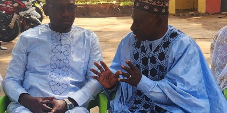 « L’arrivée de Sékouba Diack DIAKITE comme Vice-Coordinateur Général, crédibilise davantage la Synergie GMD 25 », dit Makanera Kaké 1 « L’arrivée de Sékouba Diack DIAKITE comme Vice-Coordinateur Général, crédibilise davantage la Synergie GMD 25 », dit Makanera Kaké