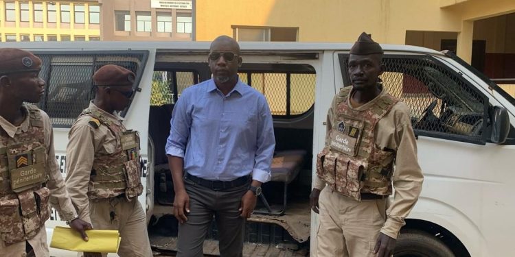 « La justice qui redoute la lumière condamne la vérité  » dénonce Me Pépé Antoine ce procès d’opaque !