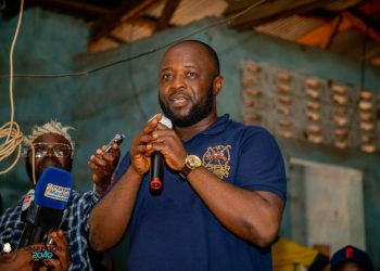 Recensement biométrique: le ministre François Bourouno dans les SP de Gueckédou pour mobiliser les populations