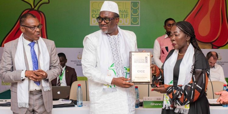 Le ministre Felix Lamah prend la présidence du conseil des ministres du CICC 1 Le ministre Felix Lamah prend la présidence du conseil des ministres du CICC