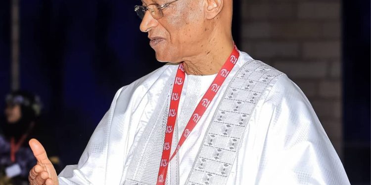 Reconnaissance internationale : le Club de Madrid salue l’engagement de Cellou Dalein Diallo à Nairobi 1 Après le mémorandum de 14 fédéraux de l’UFDG, deux autres expriment leur soutien indéfectible à Cellou Dalein Diallo