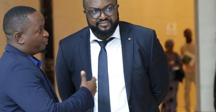 Djiba Diakité et la nouvelle gouvernance de Simandou : un modèle de rigueur et de souveraineté 1 Djiba Diakité et la nouvelle gouvernance de Simandou : un modèle de rigueur et de souveraineté