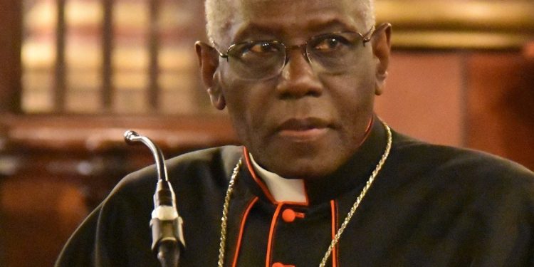 Robert Sarah : le cardinal du silence, un papabile venu d’Afrique 1 Robert Sarah : le cardinal du silence, un papabile venu d’Afrique