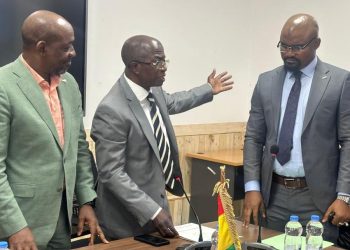 Fama Bangaly SOUMAORO installé dans ses fonctions de Directeur Général Adjoint de la SONAP SA