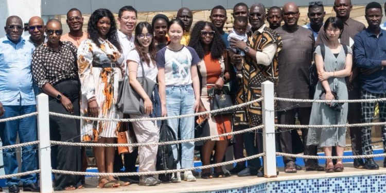 Sinohydro satisfait de sa collaboration avec Ahmed Kanté, administrateur général de la société AGB2A-GIC 1 Sinohydro satisfait de sa collaboration avec Ahmed Kanté, administrateur général de la société AGB2A-GIC