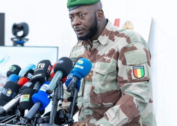 Vague de retrait des permis miniers: les précisions et assurances du Gal Amara Camara