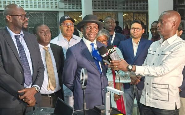 Recensement biométrique: le gouvernement proroge de 20 jours et annonce l'ouverture de l'opération dans les représentations diplomatiques de la Guinée 1 Recensement biométrique: le gouvernement proroge de 20 jours et annonce l’ouverture de l’opération dans les représentations diplomatiques de la Guinée