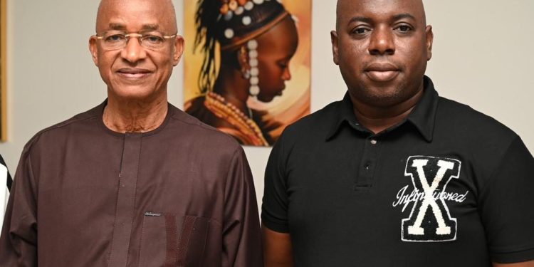 CELLOU DALEIN DIALLO: LE PHÉNIX GUINÉEN, DE LA PERSÉCUTION A L’ESPOIR. 1 CELLOU DALEIN DIALLO: LE PHÉNIX GUINÉEN, DE LA PERSÉCUTION A L’ESPOIR.