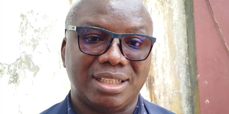 CRIEF : Dr Ibrahima Kourouma retourne à Coronthie, les avocats boycottent l’audience ! 1 CRIEF : Dr Ibrahima Kourouma retourne à Coronthie, les avocats boycottent l’audience !