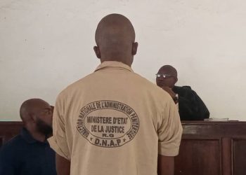 Pour vol aggravé et abus de confiance, un jeune condamné à 10 ans de prison et une amende
