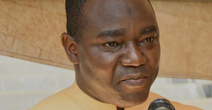 "Sous mon leadership, l’AMG a occupé une place active dans les instances judiciaires africaines et internationales" dixit Mohamed Diawara. 1 « Sous mon leadership, l’AMG a occupé une place active dans les instances judiciaires africaines et internationales » dixit Mohamed Diawara.