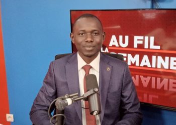 Urgent! Le journaliste Thierno Amadou M&rsquo;Bonet Camara en garde-à-vue suite à la plainte du conseiller personnel du président Doumbouya!