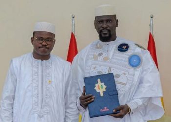 Guinée : une Constitution peut-elle tenir tête aux kalachnikovs ? ( Par Abdoulaye Sankara)