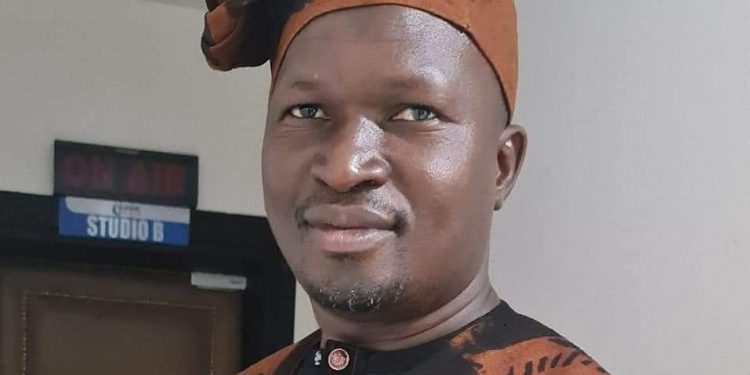 Médias: Lamine Mognouma Cissé nommé Administrateur Général de Mosaiqueguinee.com et Coordinateur du service commercial 1 Médias: Lamine Mognouma Cissé nommé Administrateur Général de Mosaiqueguinee.com et Coordinateur du service commercial