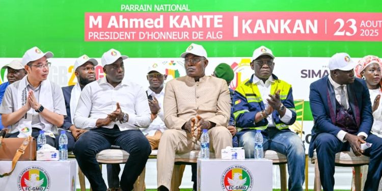 Kankan : Ahmed Kanté lance les activités du Fan Club Général Mamadi Doumbouya et les travaux de formation sur la vulgarisation de la nouvelle Constitution