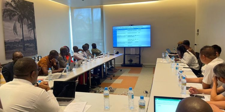 Négociations autour du projet de centrale solaire photovoltaïque : un pas stratégique vers l’indépendance énergétique de la Guinée. 1 Négociations autour du projet de centrale solaire photovoltaïque : un pas stratégique vers l’indépendance énergétique de la Guinée.