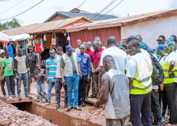 Inondations à Siguiri : le PDS Souleymane Koita salue l’accompagnement de GGE et fustige l’indifférence de la SAG