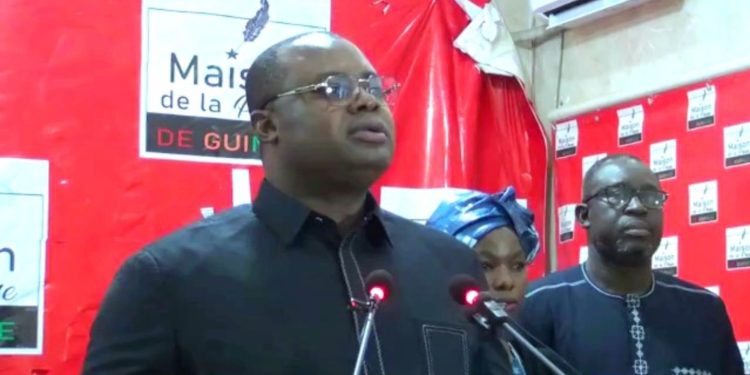 Point de presse de Bernard Goumou: le discours de l'ex premier ministre 1 Point de presse de Bernard Goumou: le discours de l’ex premier ministre