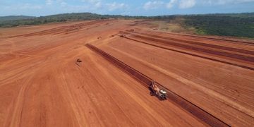 Déchue de ses titres miniers en Guinée, une entreprise indienne exige un arbitrage à New York (RFI) 13 Déchue de ses titres miniers en Guinée, une entreprise indienne exige un arbitrage à New York (RFI)