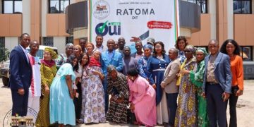 Ratoma : le PDS Ahmed Sékou rend hommage aux cadres pour leur engagement citoyen 11 Ratoma : le PDS Ahmed Sékou rend hommage aux cadres pour leur engagement citoyen
