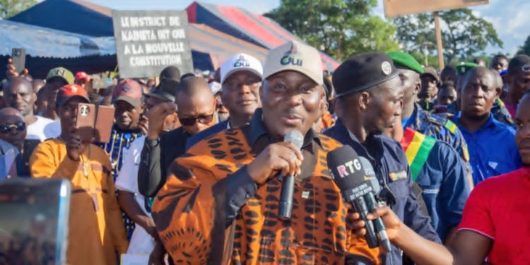 N'zérékoré: Dan LAMAH, DGA des impôts mobilise en faveur du ''OUI'' et la célébration des acquis du CNRD 1 N’zérékoré: Dan LAMAH, DGA des impôts mobilise en faveur du  »OUI » et la célébration des acquis du CNRD