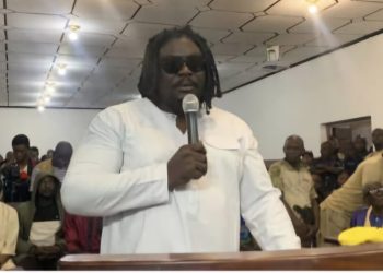 Procès Singleton à Coyah : la famille Traoré pardonne à l’artiste mais la procédure continue selon les lois guinéennes