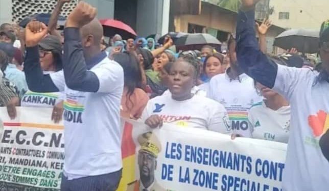 Situation des enseignants contractuels: le dossier désormais en débat à la présidence 1 Situation des enseignants contractuels: le dossier désormais en débat à la présidence